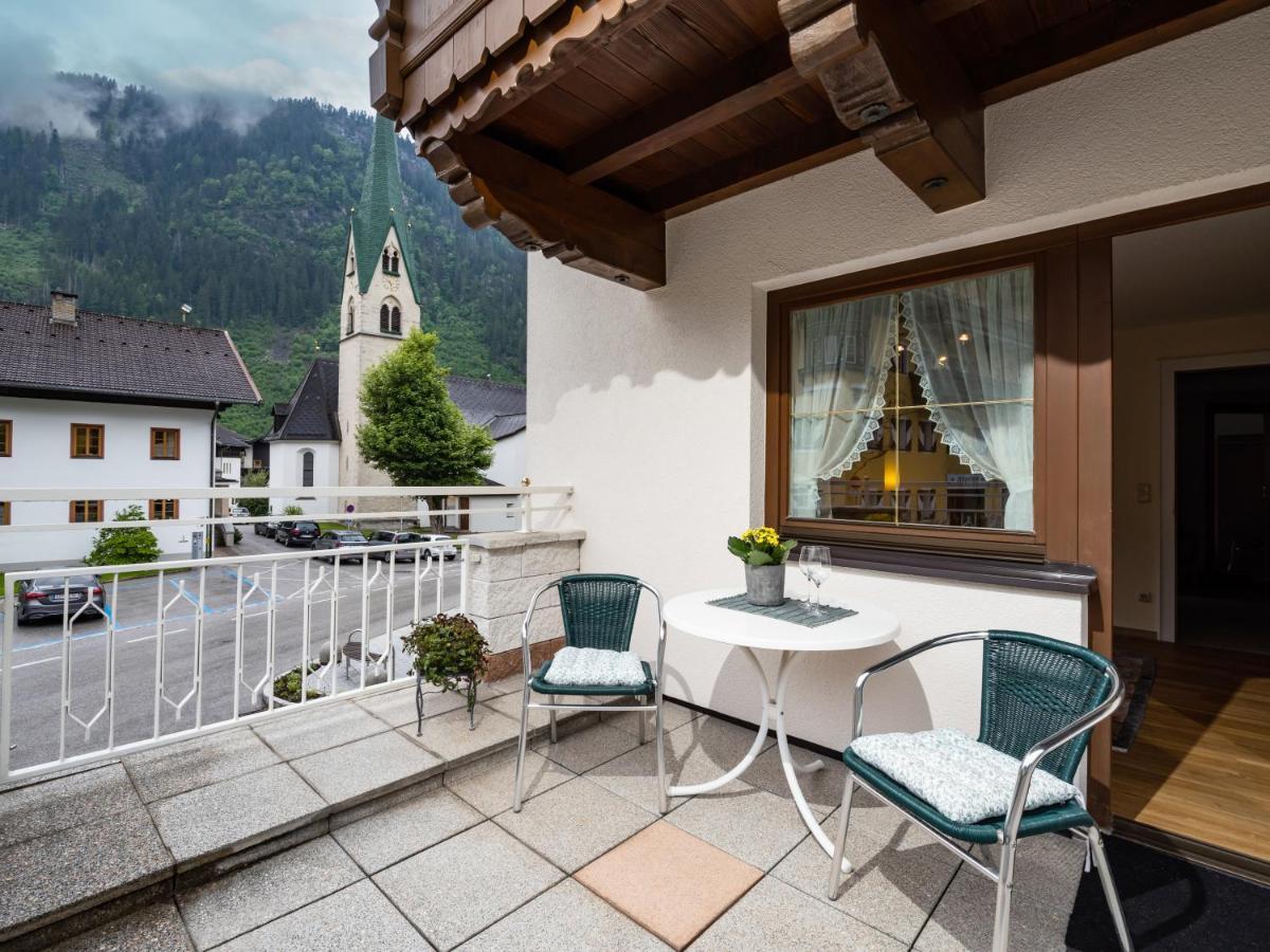 Апартаменты Haus Eberharter Майрхофен Экстерьер фото